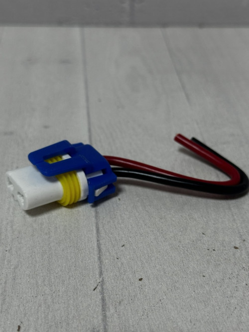 Разъем керамический HB3 с проводом (мама)